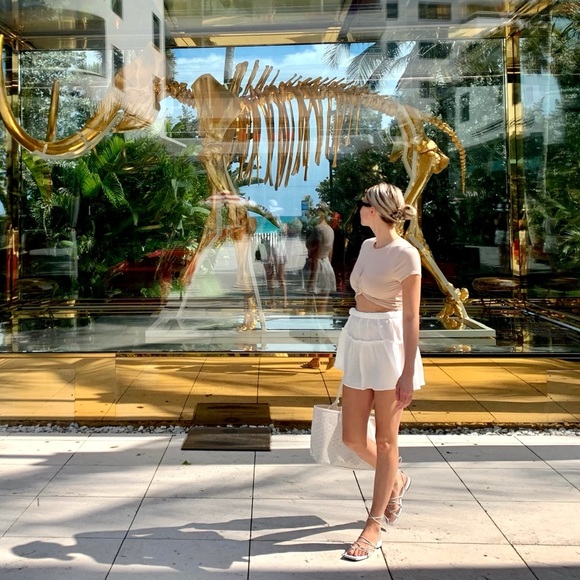 Meet your Posher, Emily - Picture 1 of 1